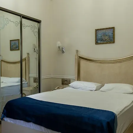 Metro Hotel Apartments Odesa Exterior photo