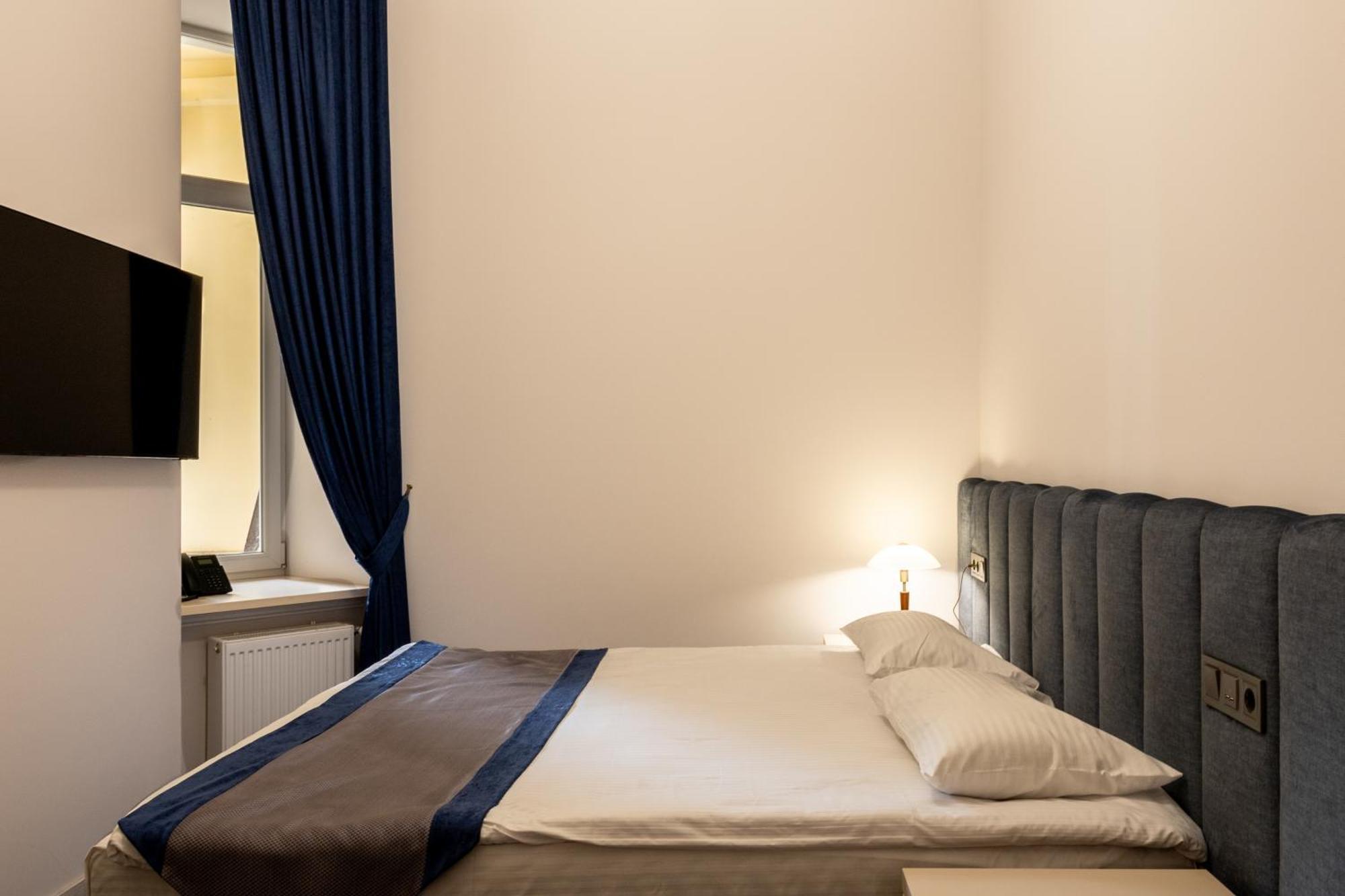 Hotel Metro 3*