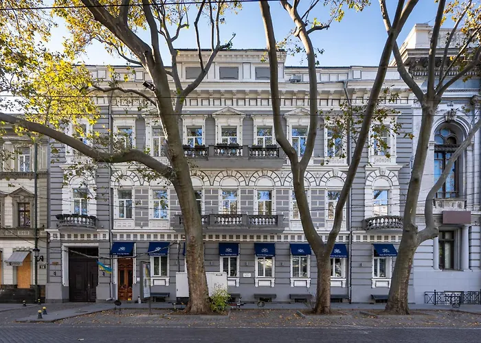 Metro Hotel Apartments